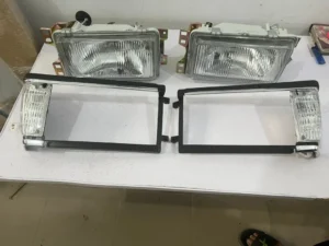 Head Lamp Lights Fitting Toyota Corolla KE75 1980-83 KE75 And Parking Rings